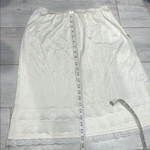 Vintage White Slip (Medium?)
